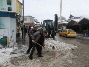 Akçadağ Belediyesi 7/24 Sahada