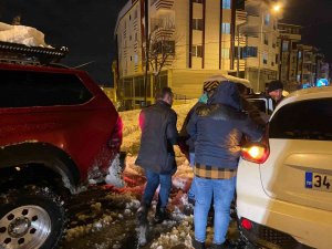 Yolda Kalan Diyaliz Hastası Yaşamını Yitirdi