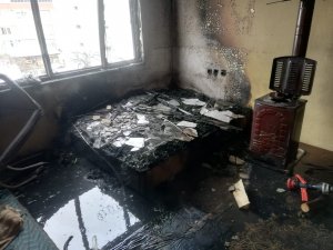 Gönen’de Bir Evde Çıkan Yangında Yabancı Uyruklu 6 Kişi Kurtarıldı