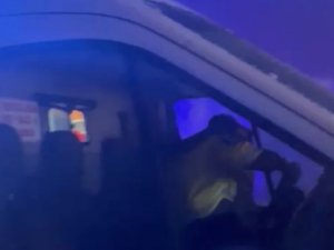 Ambulans Çığ Altında Kalmaktan Son Anda Kurtuldu