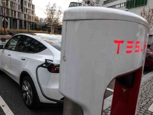 Tesla, Türkiye’de 10 Yeni Hızlı Şarj Merkezini Devreye Alıyor