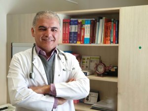 Uzmanlar Uyarıyor: “Kıl Dönmesi Zamanında Tedavi Edilmezse Enfeksiyon Büyür”