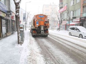 Niğde Belediye Başkanı Özdemir Ekiplerin Başında