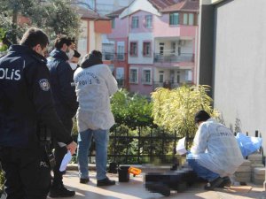 Antalya’da Bina Bahçesinde Şüpheli Ölüm