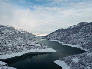 Samanlı Dağları Ve Yuvacık Barajı’nın Kar Manzarası Mest Etti