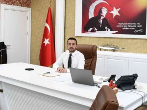 Kestel Belediyesi ‘Kesişme: İ̇yi Ki Varsın Eren’ Filmini Ve Oyuncularını Vatandaşlarla Buluşturuyor