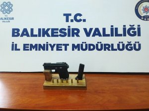 Balıkesir Emniyeti Aranan 16 Kişiyi Yakaladı
