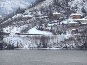 ‘Saklı Cennet‘te Karla Mücadele