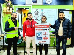 Kuaför Ve Güzellik Uzmanlarına Mesleki Yeterlilik Belgesi Zorunluluğu