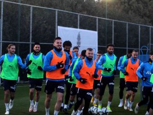 Fenerbahçe Antalya’da İlk Antrenmanını Gerçekleştirdi