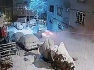 İ̇stanbul’da Karlı Yolda Dehşet Anları: Hamile Sürücü Ve Kardeşi Ölümden Döndü