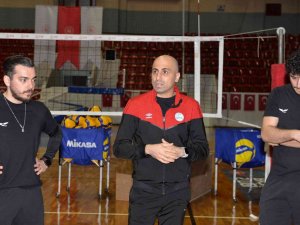Çukurova Belediyespor Antrenörü Uysal: "Hedefimiz Sultanlar Ligi"