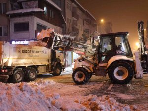 Düzce’de Karla Mücadele 7/24 Sürüyor