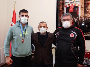 15 Yıl Sonra Duygusal Buluşma