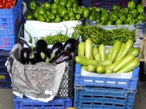 Kar Yağışı İ̇stanbul’daki Sebze Ve Meyve Hallerini Etkiledi