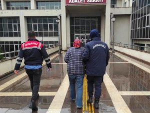 Fuhuş Yaptırmaktan 5 Yıl Kesinleşmiş Hapis Cezası Bulunan Kadın Yakalandı
