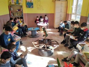 Geri Dönüşüm Kütüphanesi Hizmete Girdi