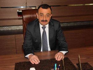 Hsk, Bir İşadamıyla Aynı Karede Fotoğrafı Ortaya Çıkan Hakim Kemal Alver’i Samsun Adalet Komisyonu Başkanlığı Görevinden Alarak, Olayla İlgili İnceleme Başlattı.