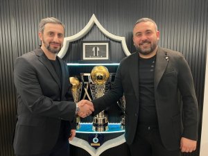 Altay’ın Yeni Teknik Direktörü Serkan Özbalta Oldu