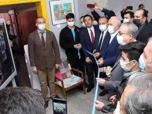 Mersin’de ’Sıfır Atık Kütüphaneleri’ Törenle Açıldı