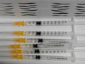 Polonya’da 12-15 Yaş Grubuna 3. Doz Aşı Uygulaması Yarın Başlıyor