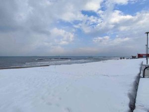 Sakarya’nın Karadeniz’e Kıyısı Beyaza Büründü