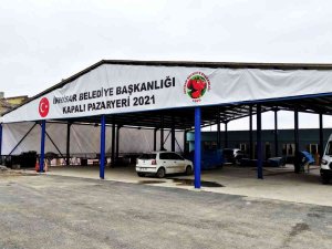 Başkan Kepez Pazar Esnafına Verdiği Sözü Tuttu