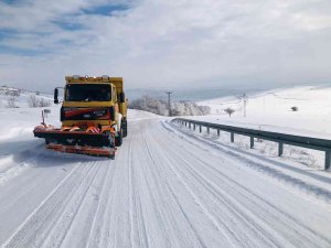 Bünyan Belediyesi Kapalı Mahalle Yolu Bırakmadı