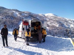 Ekipler Covid-19 Şüpheli Hasta İçin Seferber Oldu