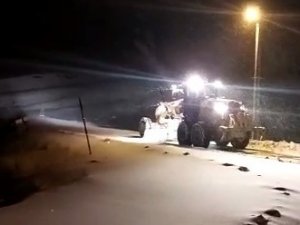 Büyükşehir, Tipiden Dolayı Kapanan 83 Kırsal Mahalle Yolunu Ulaşıma Açtı