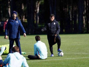 Emre Belözoğlu’ndan Hataya Yerinde Müdahale