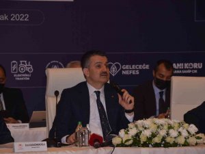 Bakan Pakdemirli: “Kimsenin Benim Üreticimin Hibesinden Çalmaya Hakkı Yok”