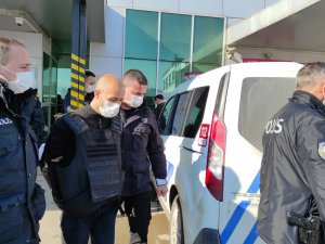 Hırsızlık İçin Girdiği Evin Sahibini Başından Silahla Vurarak Öldürdü