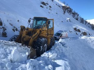 Covid Hastasını 8 Saatlik Çalışma İle Hastaneye Ulaştırdılar