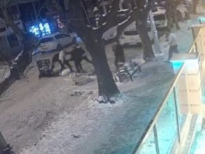 Alkollü Restorandaki Kavgada Bıçak Ve Silah Kullanıldı, 6 Kişi Yaralandı
