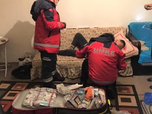 112 Ve Umke Ekiplerinin Zorlu Kar Mücadelesi