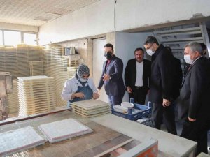 Altıntaş’tan Amerika Ve Avrupa’ya Mermer İhraç Ediliyor