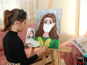Küçük Ressam, Boya Ve Fırça Takımına Kavuştu