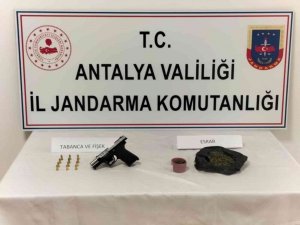 Antalya’da Jandarmadan Uyuşturucuya Geçit Yok