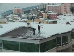 Bilecik'te Kar Temizleyiciler Ölümle Dans Ettiler