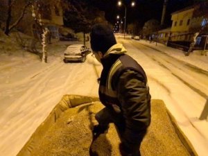 Emet’te Karla Mücadelede 200 Ton Tuz Kullanıldı