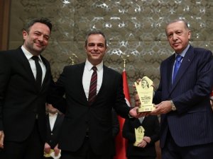 Digiturk Yeni Yıla Ödüllerle Başladı