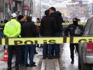 Van’da Sokak Ortasında Silahlı Saldırı: 2 Ölü