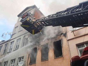 Ortaköy’de Feci Yangın: 1 Ölü