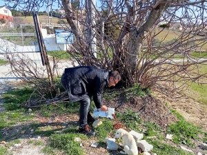 Mhp Kuşadası İ̇lçe Başkanı İ̇nan, Hafta Sonunu Hayvanlara Ayırdı