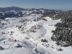 Turnalık Yaylası’nın Nefes Kesen Güzelliği Havadan Görüntülendi