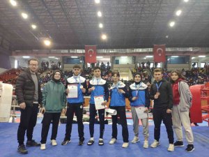Selçuklu Belediyespor’dan Kick Boks’ta 5 Madalya