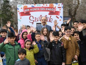 Başkan Altay’dan 100 Bin Çocuğa Şivlilik Hediyesi