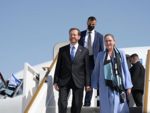İ̇srail’den Bae’ye Cumhurbaşkanlığı Düzeyinde İlk Ziyaret