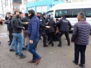 Adıyaman’da Yol Verme Kavgası: 6 Gözaltı